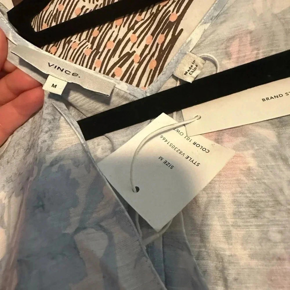 Vince Blue Floral Open Back Dahlia Dress with Pockets NWT Size M - Picture 5 of 6